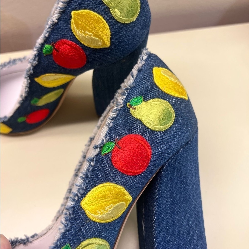 Embroidered Denim Heels with Fruit Accents for your perfect Italian Vacation - Picture 7 of 10